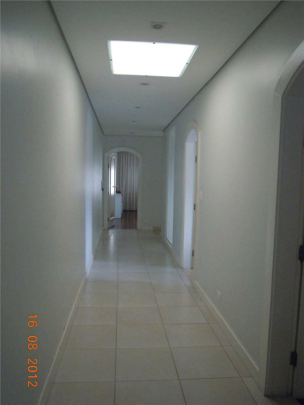 Sobrado à venda com 3 quartos, 250m² - Foto 37