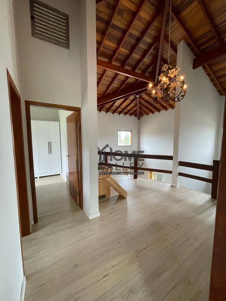 Casa de Condomínio à venda com 3 quartos, 360m² - Foto 92