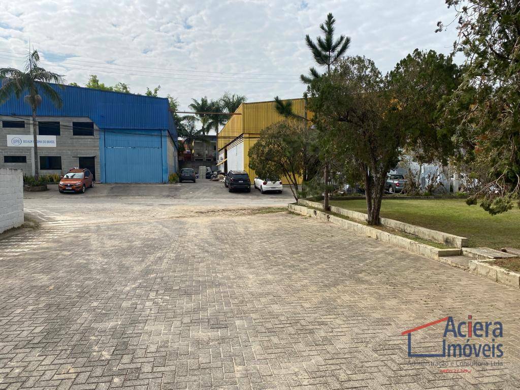 Depósito-Galpão-Armazém à venda e aluguel, 2815m² - Foto 1