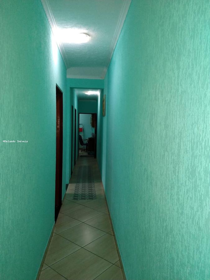 Sobrado à venda com 3 quartos, 200m² - Foto 14