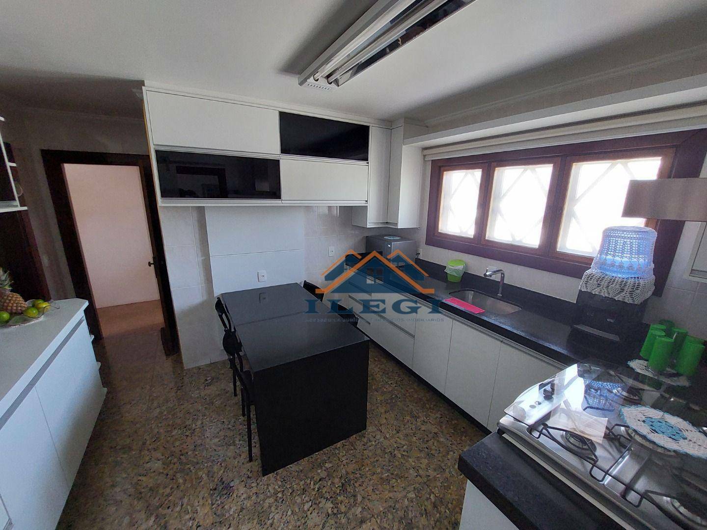 Casa de Condomínio à venda com 4 quartos, 385m² - Foto 27