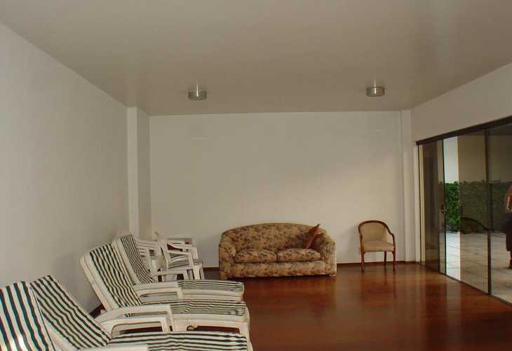 Apartamento à venda com 3 quartos, 225m² - Foto 1