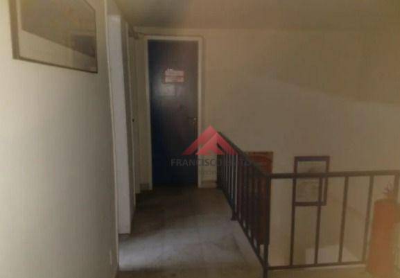 Prédio Inteiro à venda, 300m² - Foto 8