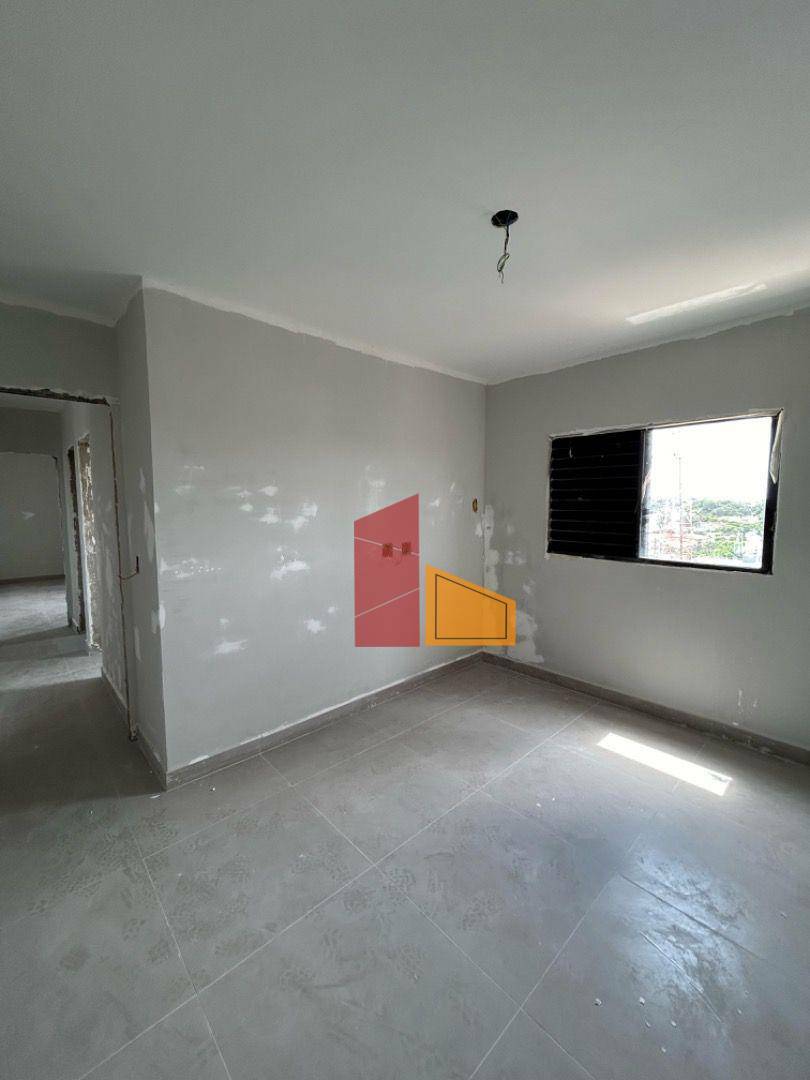 Apartamento à venda com 3 quartos, 100m² - Foto 13