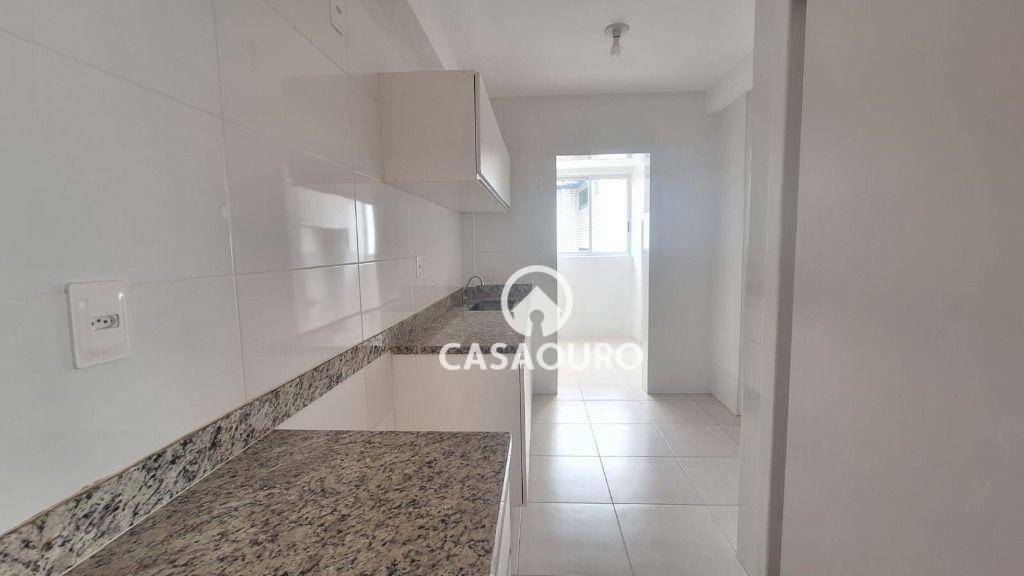 Apartamento à venda com 2 quartos, 68m² - Foto 19