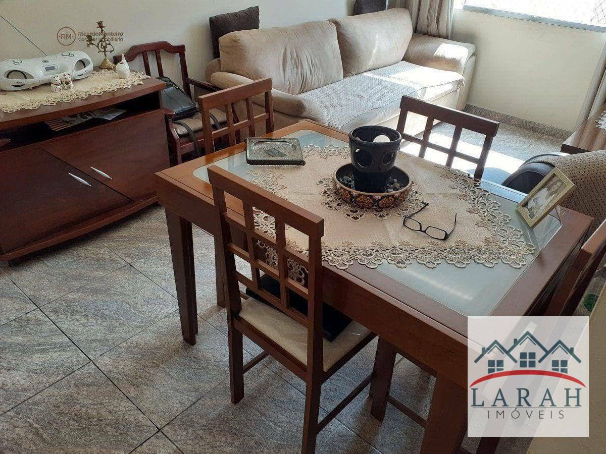 Apartamento à venda com 2 quartos, 69m² - Foto 4