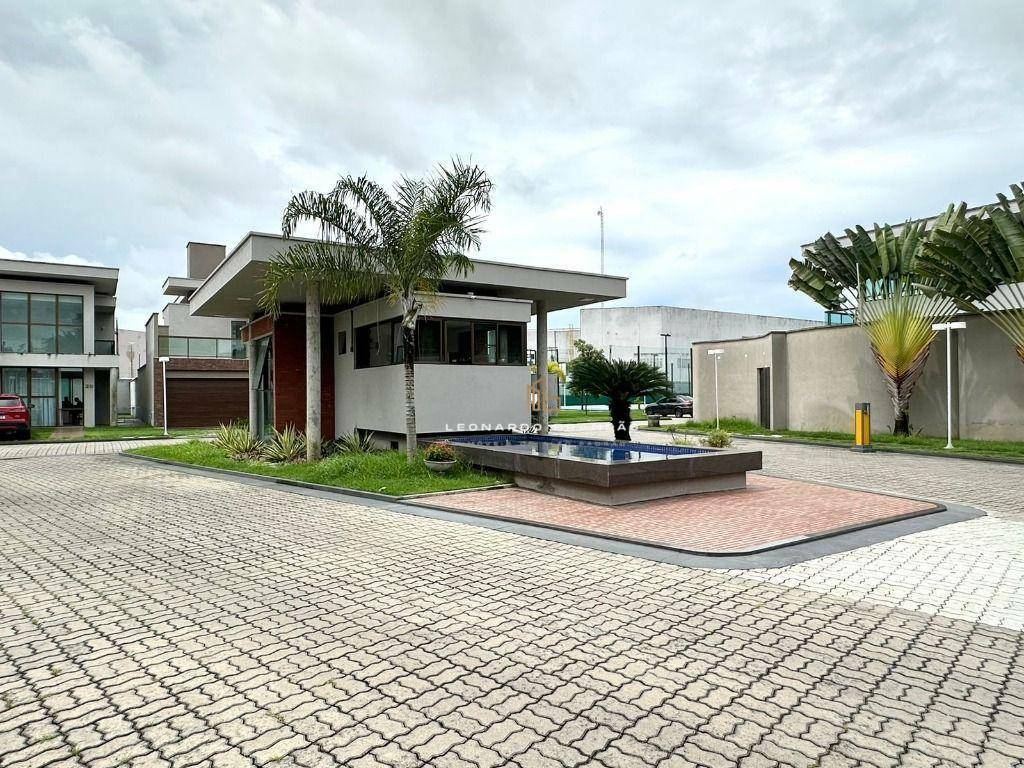 Casa de Condomínio à venda com 3 quartos, 236m² - Foto 33