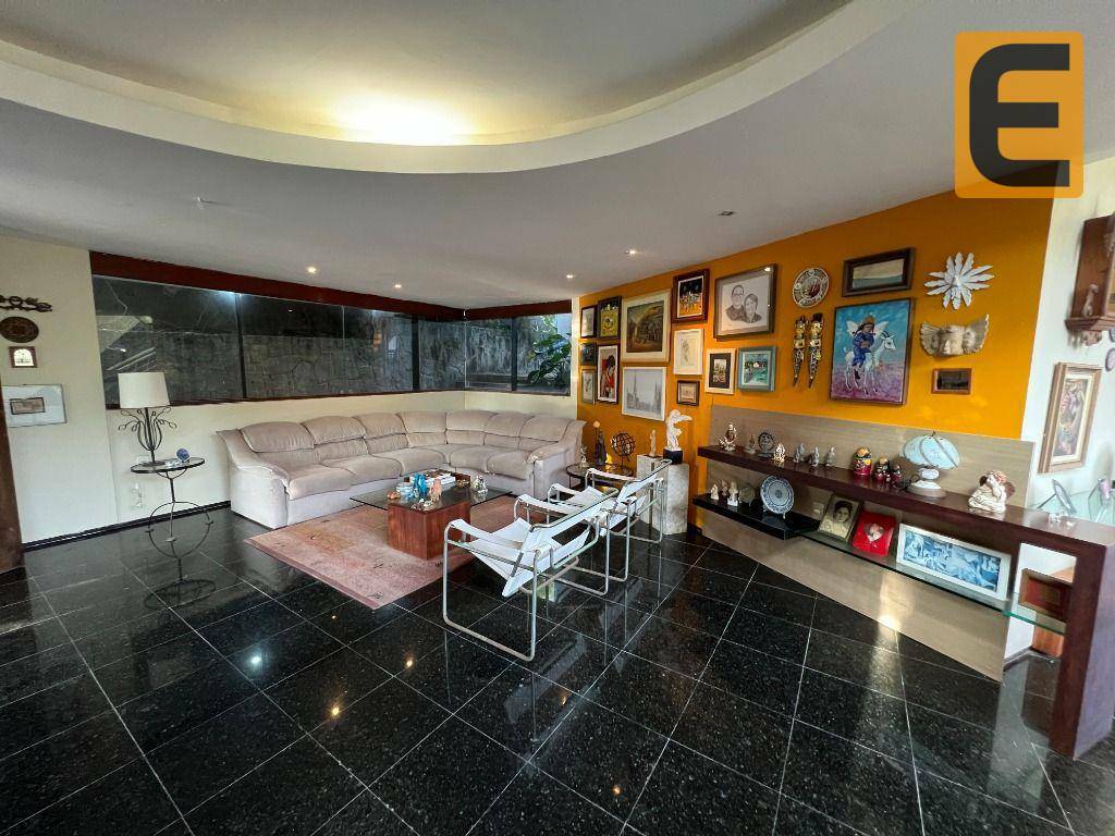 Casa à venda com 3 quartos, 310m² - Foto 5