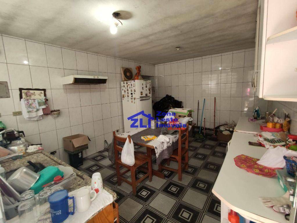 Sobrado à venda com 3 quartos, 330m² - Foto 2