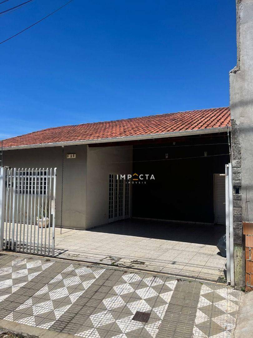 Casa à venda com 3 quartos, 250m² - Foto 3