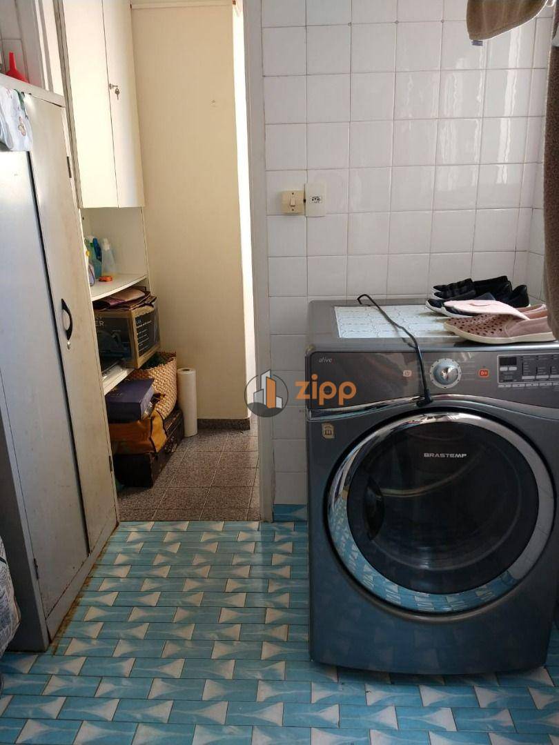 Apartamento à venda com 3 quartos, 160m² - Foto 16