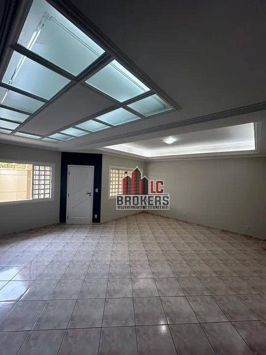 Casa para alugar com 3 quartos, 270m² - Foto 6