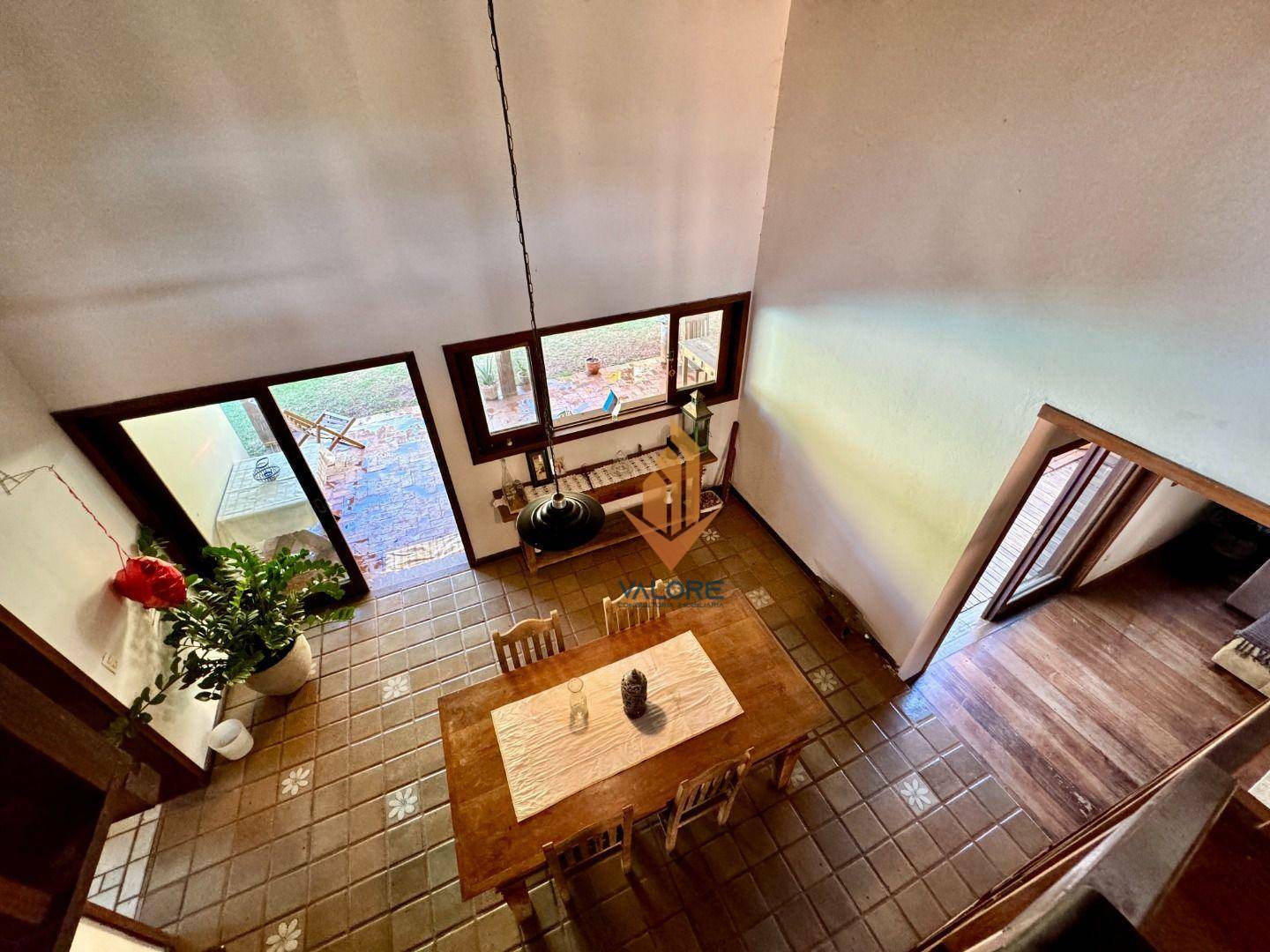 Casa à venda com 3 quartos, 316m² - Foto 20