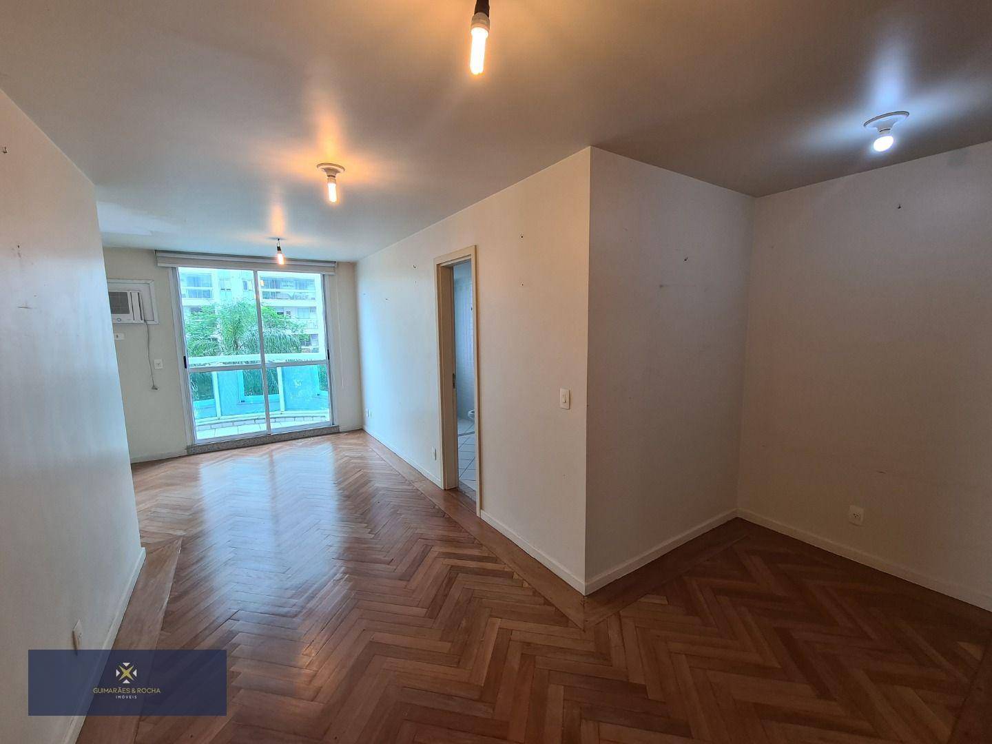 Apartamento à venda com 4 quartos, 222m² - Foto 11