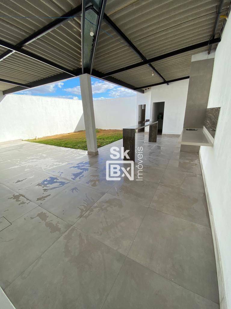 Casa à venda com 2 quartos, 170m² - Foto 7