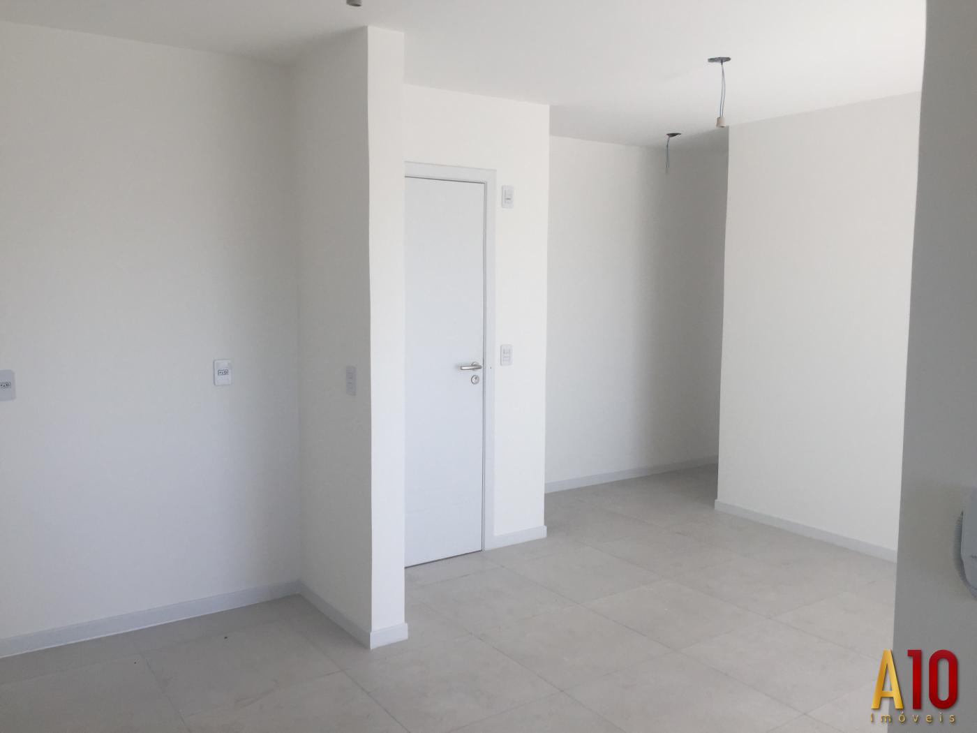 Apartamento à venda com 2 quartos, 78m² - Foto 20