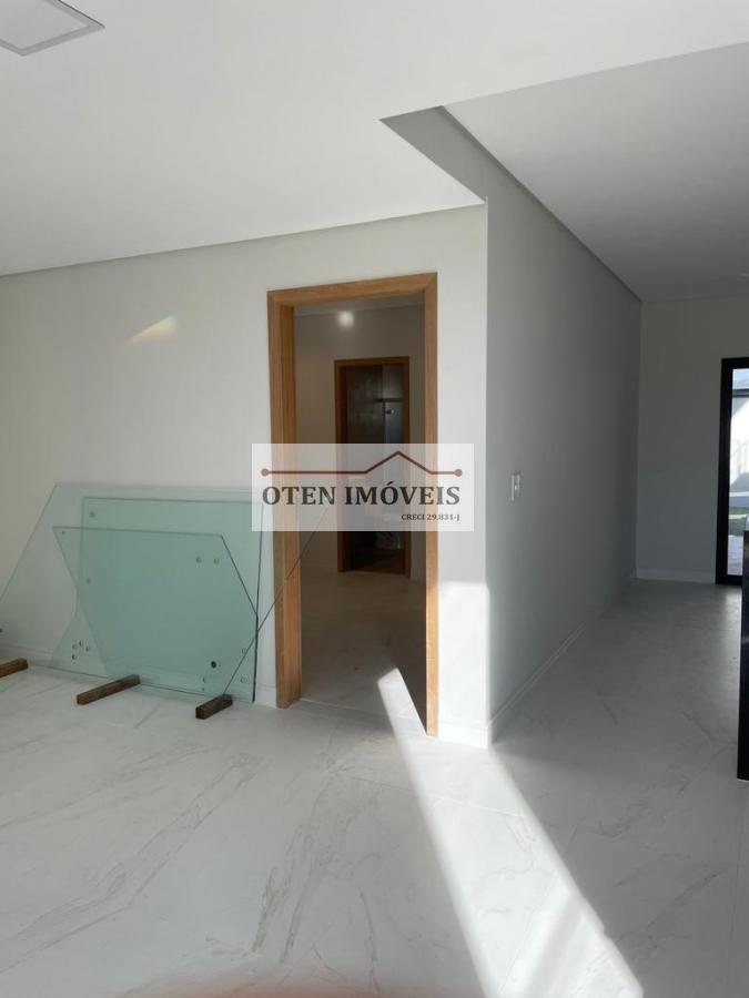 Casa à venda com 4 quartos, 260m² - Foto 27