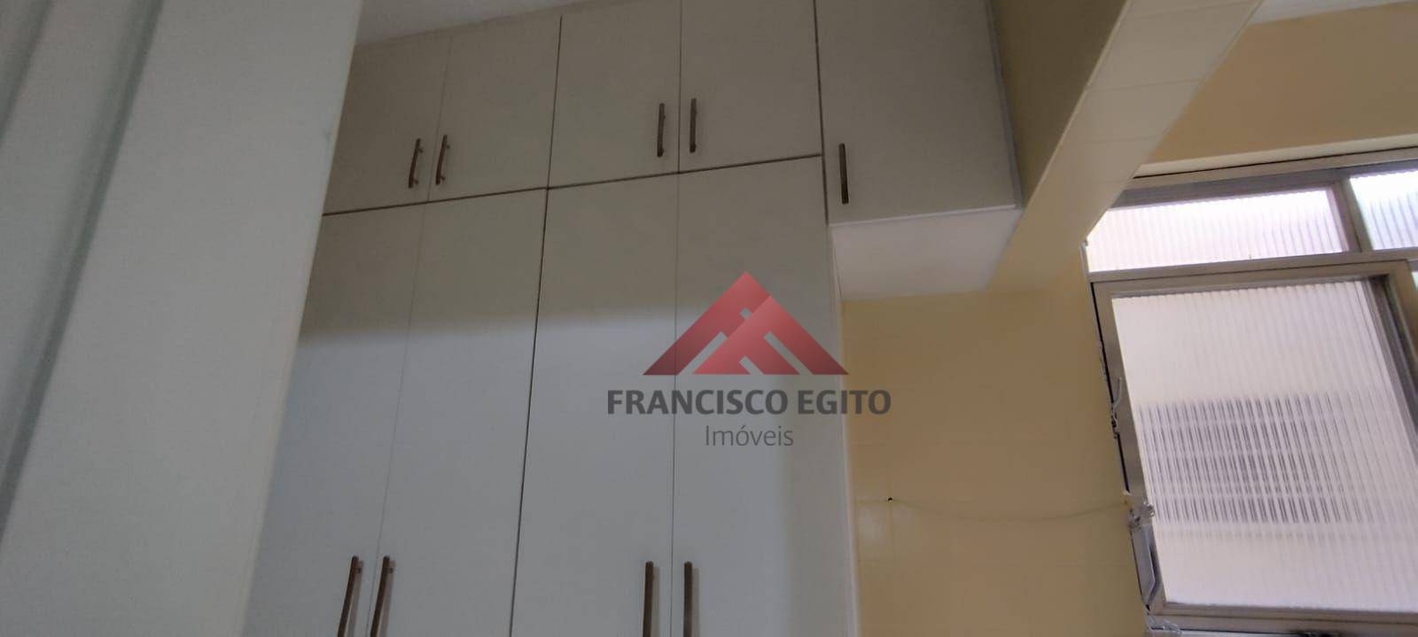 Apartamento à venda com 2 quartos, 70m² - Foto 29