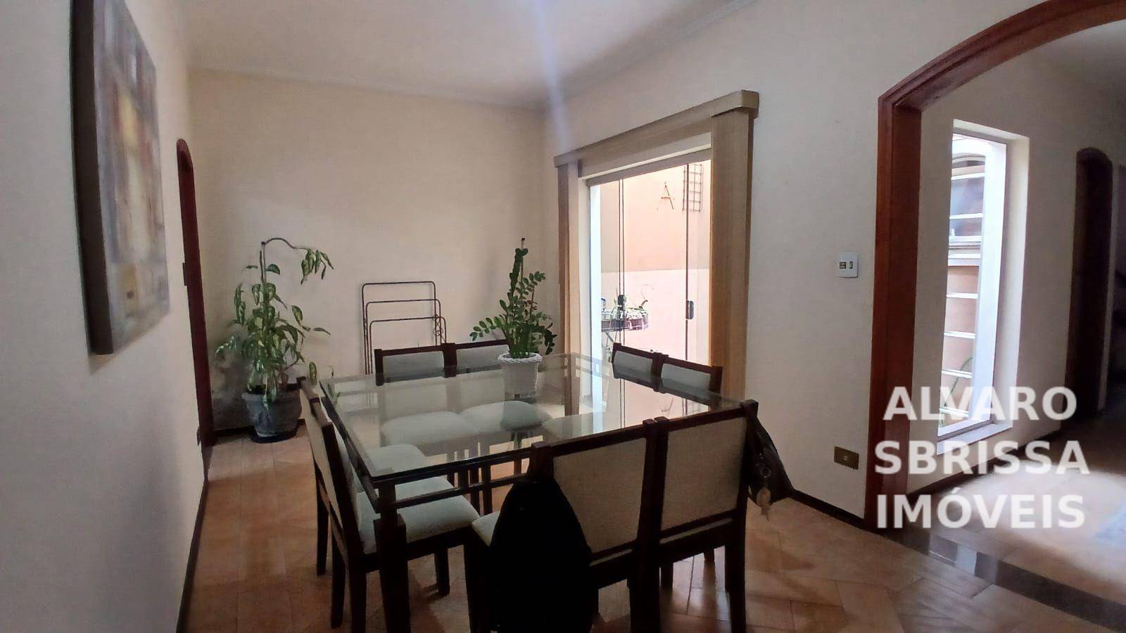 Casa à venda com 3 quartos, 216m² - Foto 16