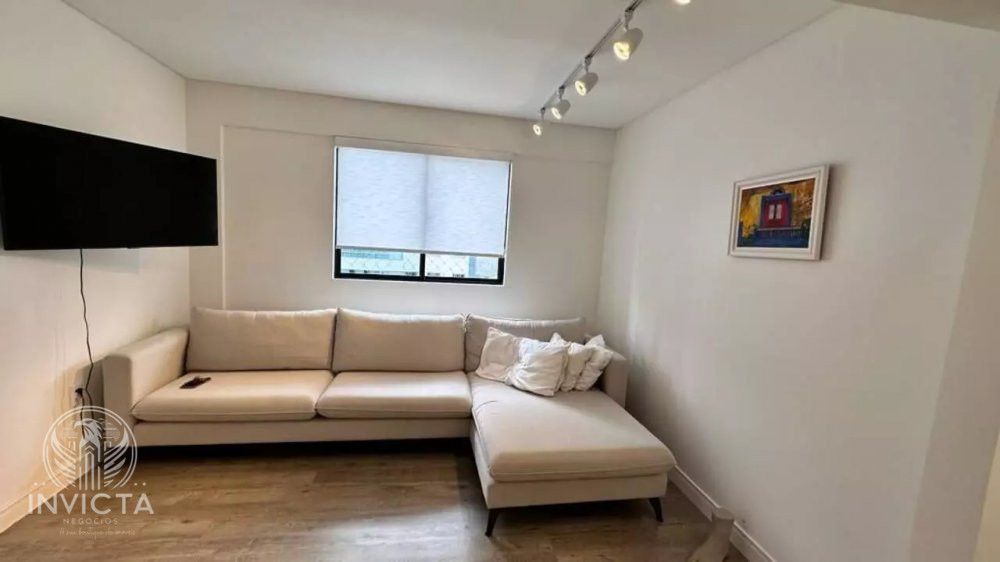 Apartamento à venda com 2 quartos, 68m² - Foto 1