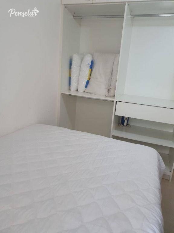 Apartamento à venda com 2 quartos, 70m² - Foto 11