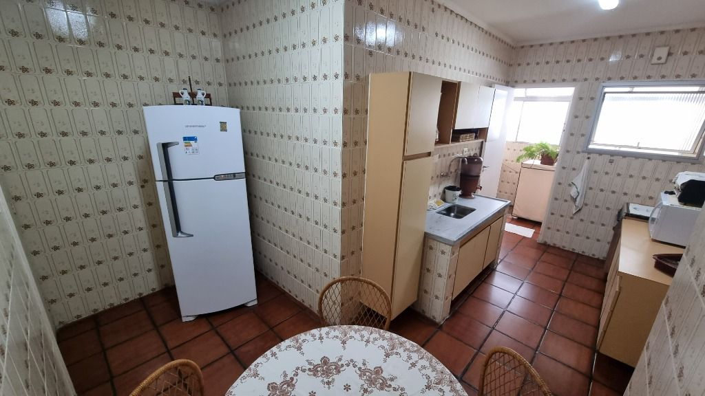 Apartamento à venda com 2 quartos, 98m² - Foto 13