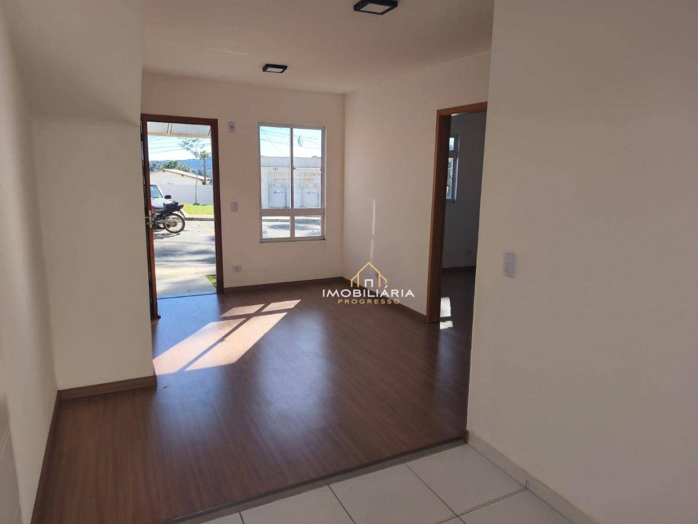 Apartamento à venda com 2 quartos, 41m² - Foto 4