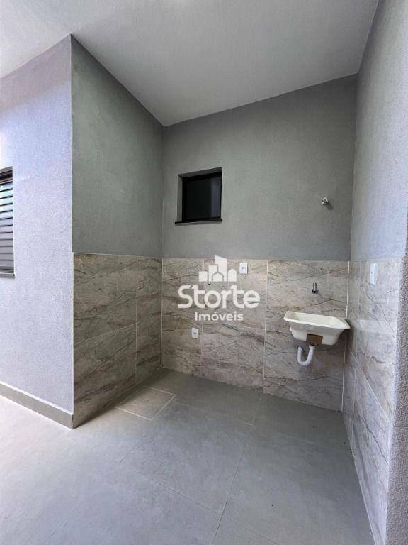 Casa à venda com 3 quartos, 92m² - Foto 26