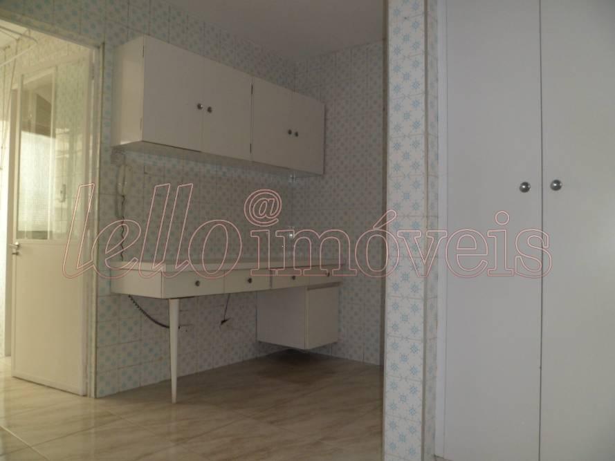 Apartamento para alugar com 3 quartos, 110m² - Foto 13