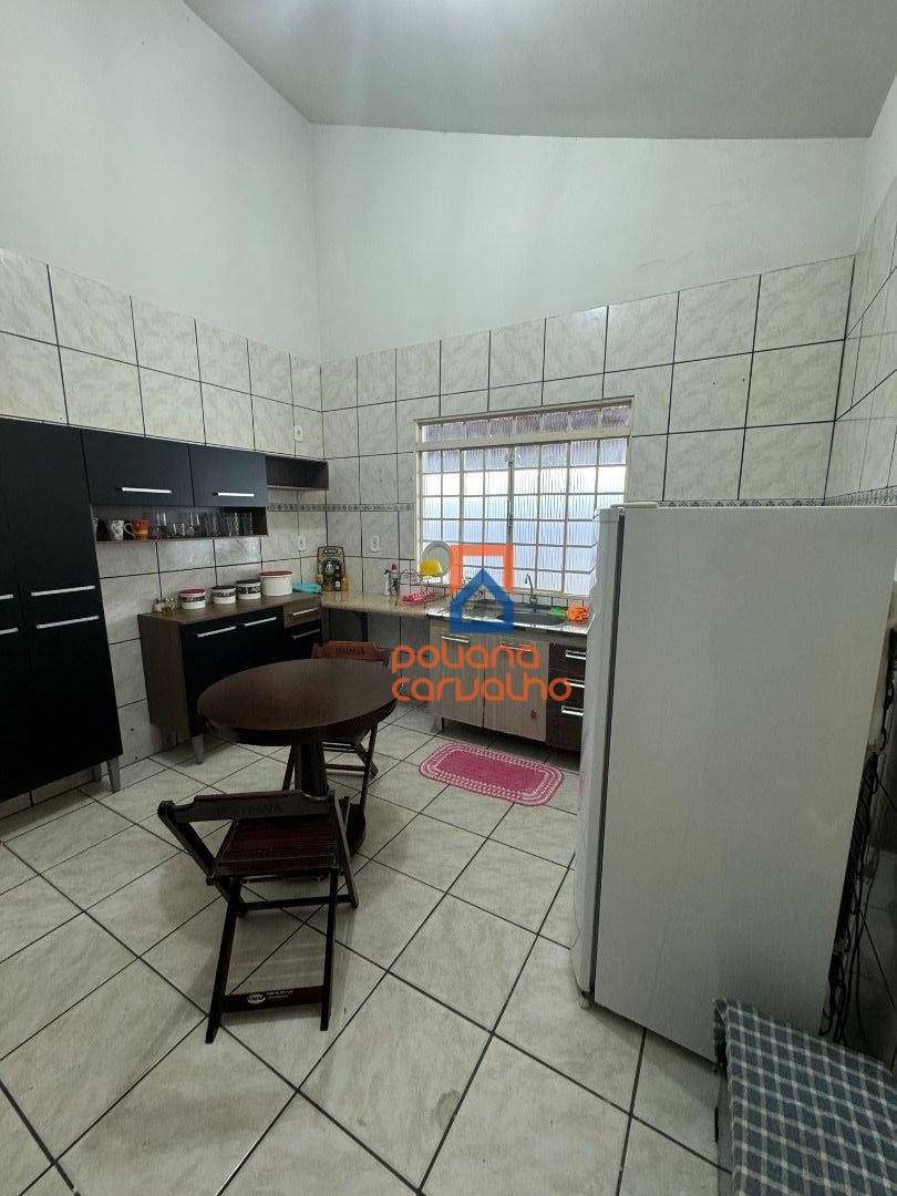 Casa para alugar com 2 quartos, 110m² - Foto 5
