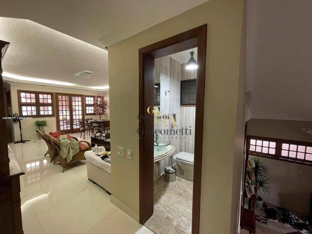 Casa de Condomínio à venda com 4 quartos, 354m² - Foto 5