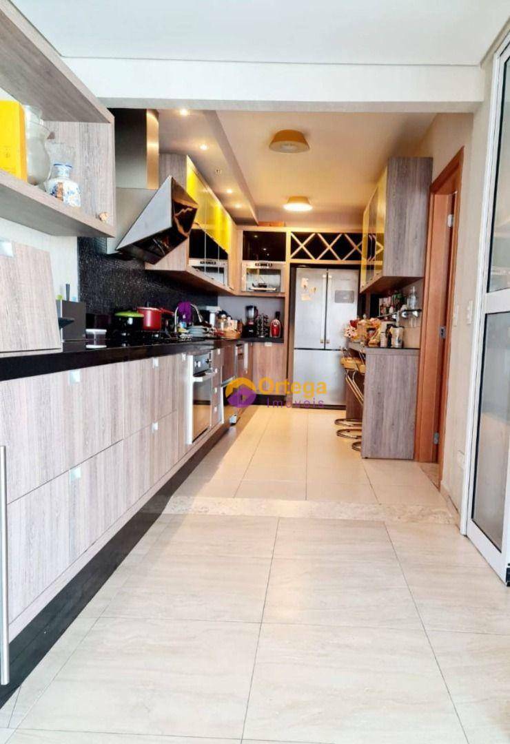 Apartamento à venda com 3 quartos, 160m² - Foto 5