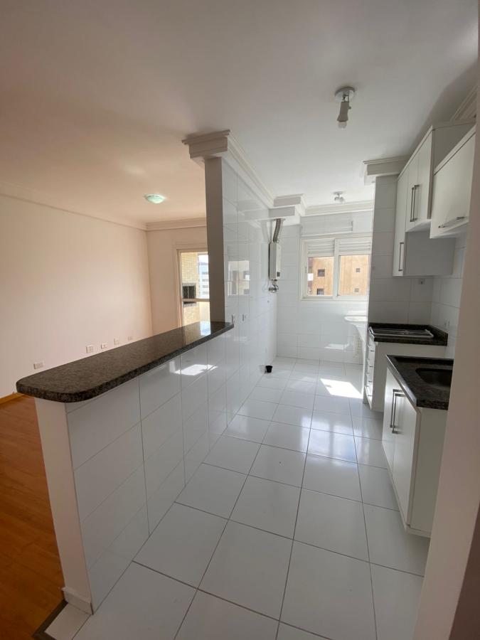 Apartamento para alugar com 2 quartos, 60m² - Foto 14