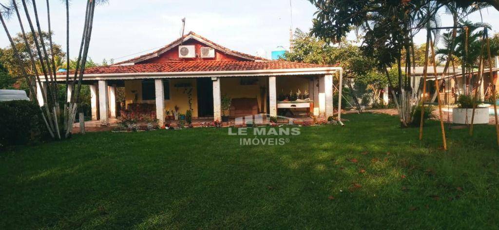 Chácara à venda com 4 quartos, 380m² - Foto 2