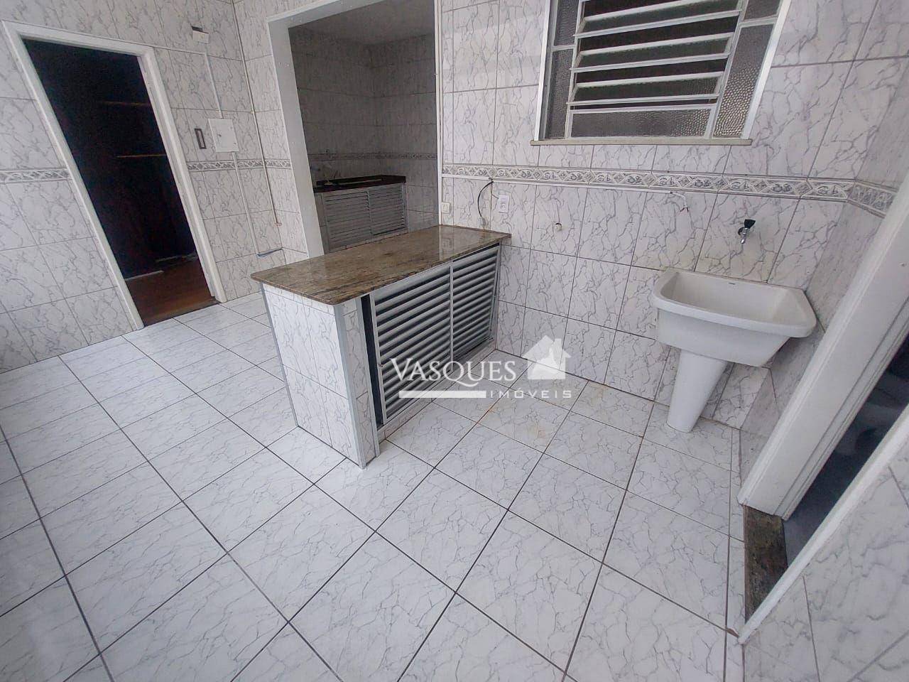 Apartamento para alugar com 3 quartos, 100m² - Foto 14