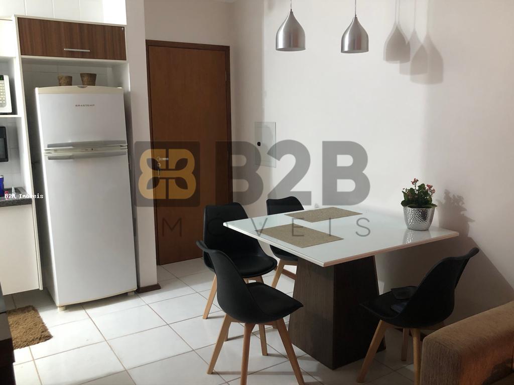 Apartamento à venda com 2 quartos, 65m² - Foto 3