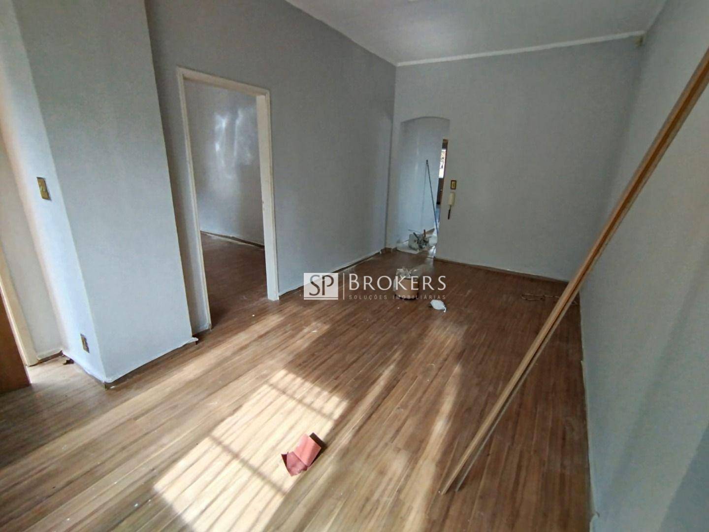 Casa para alugar com 2 quartos, 145m² - Foto 6