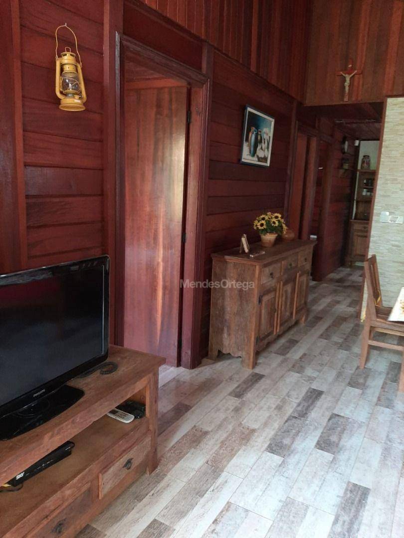 Chácara à venda com 3 quartos, 195m² - Foto 47