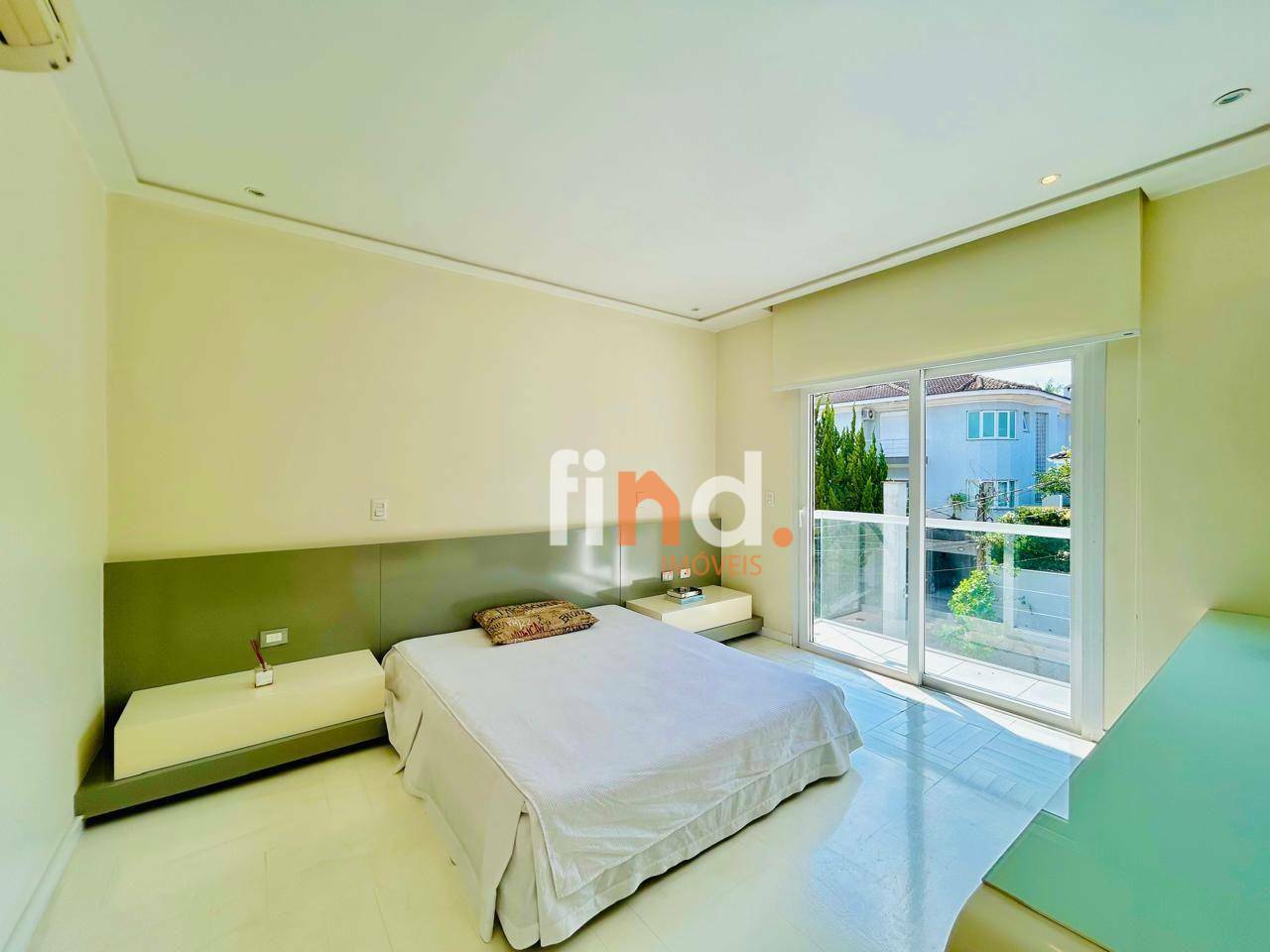 Casa de Condomínio à venda e aluguel com 4 quartos, 630m² - Foto 12