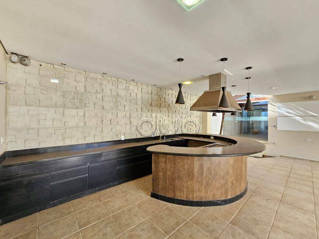 Casa de Condomínio para alugar com 3 quartos, 390m² - Foto 52