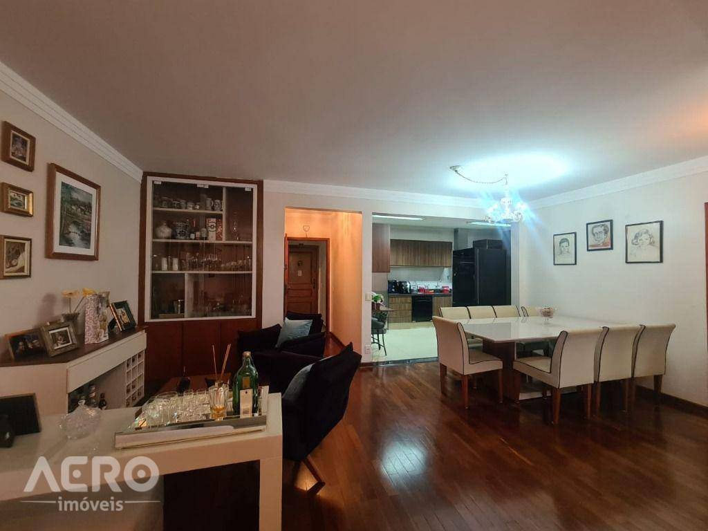 Apartamento à venda com 3 quartos, 140m² - Foto 16