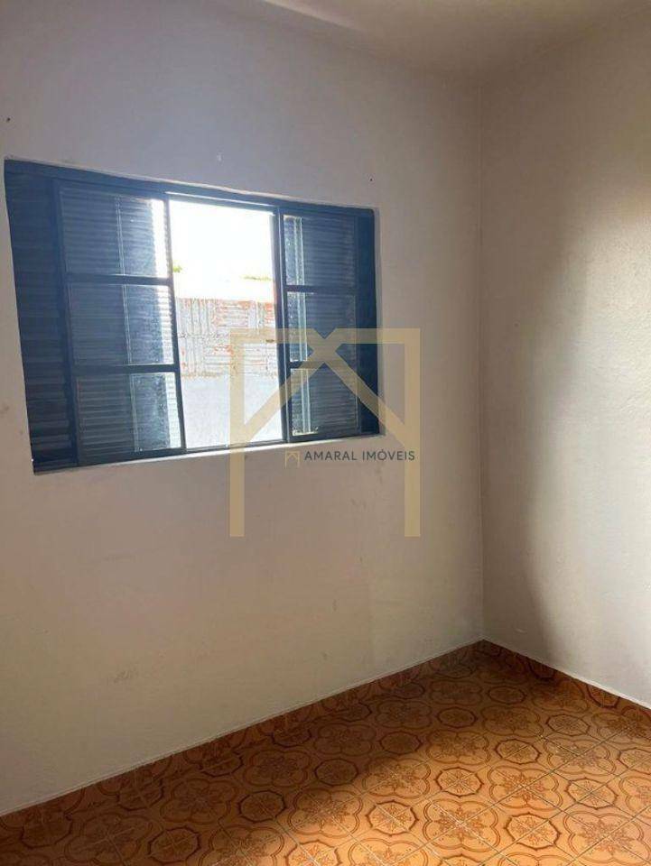 Casa à venda com 2 quartos, 74m² - Foto 13