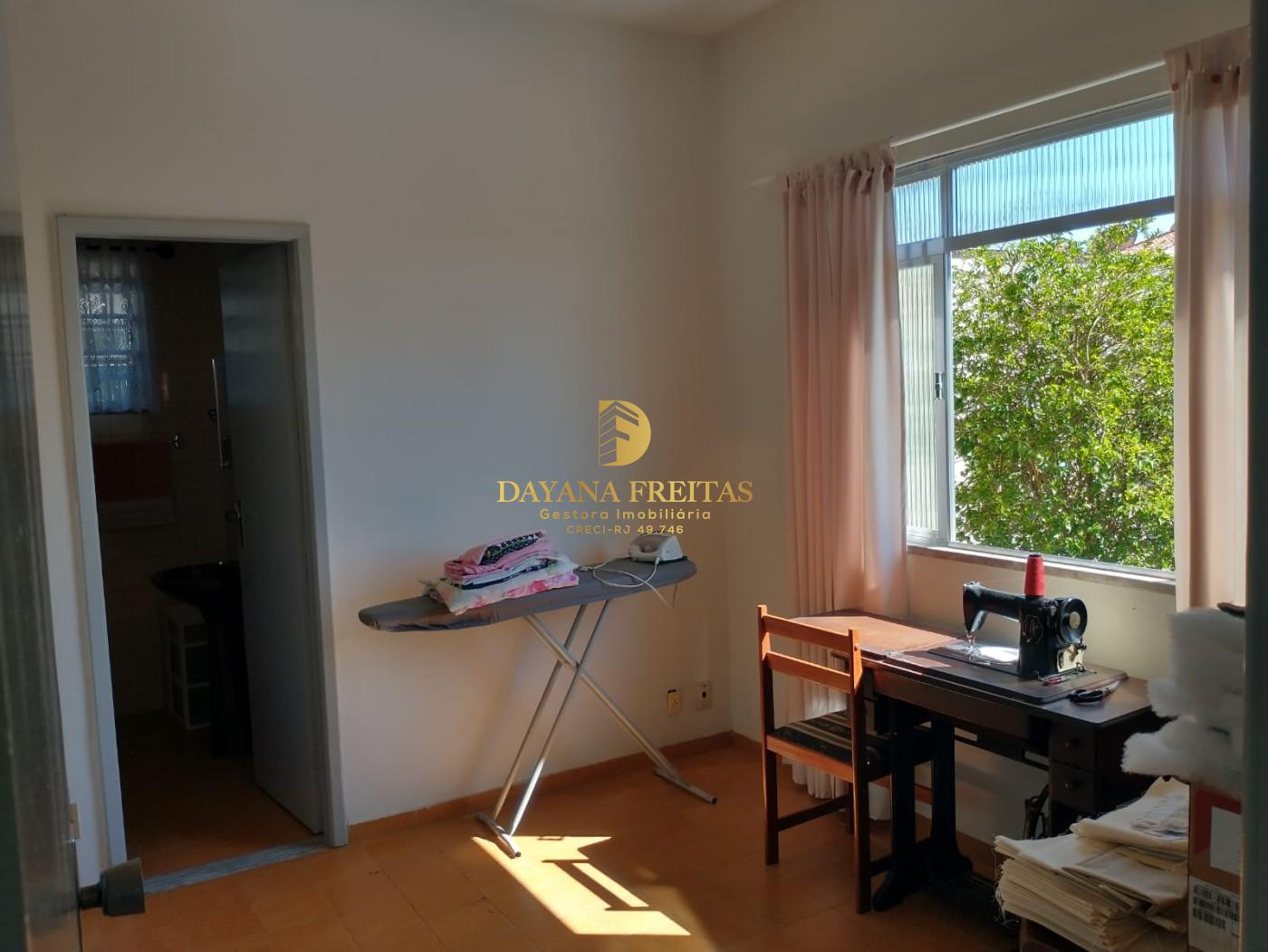 Casa à venda com 3 quartos, 430m² - Foto 6