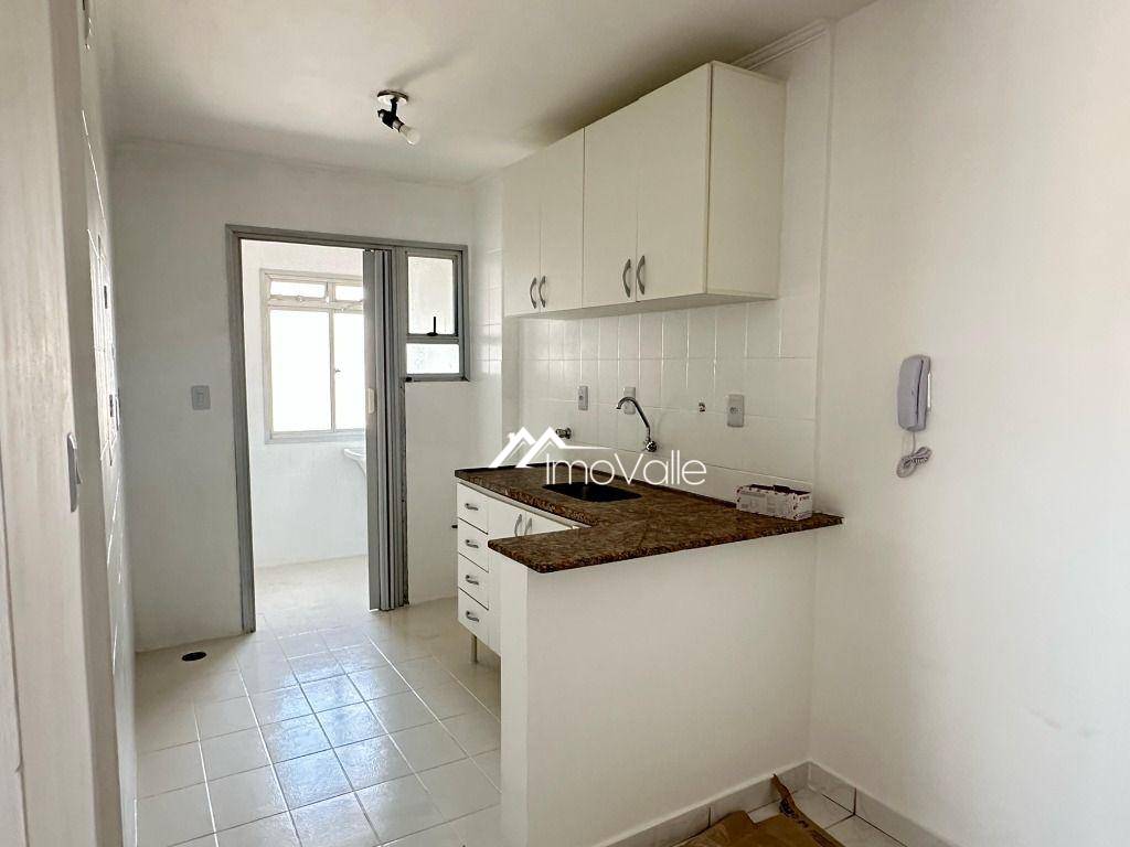 Apartamento para alugar com 3 quartos, 70m² - Foto 5