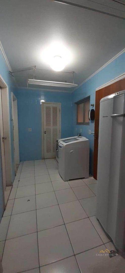 Casa de Condomínio à venda com 4 quartos, 243m² - Foto 40