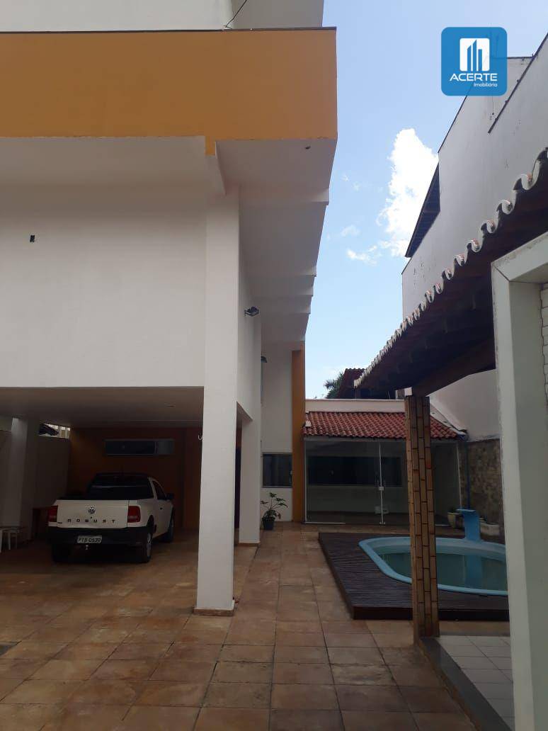 Casa à venda com 6 quartos, 576m² - Foto 11