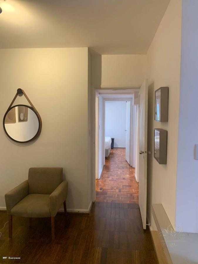 Apartamento para alugar com 3 quartos, 98m² - Foto 17