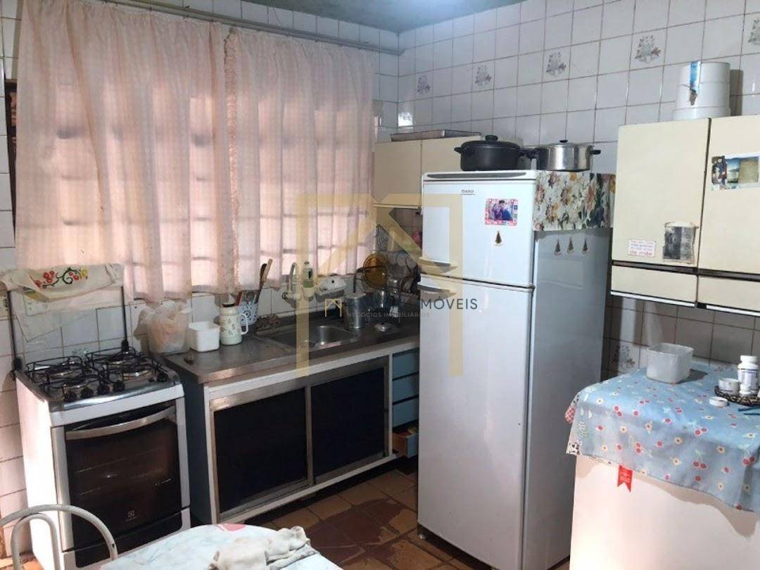 Chácara à venda com 2 quartos, 98m² - Foto 13