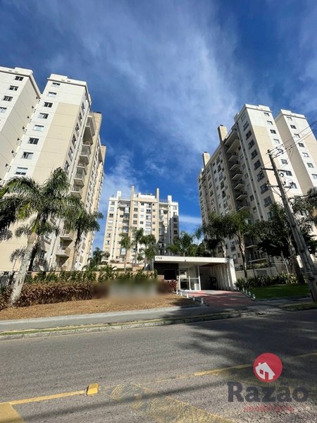 Apartamento à venda com 2 quartos, 61m² - Foto 1