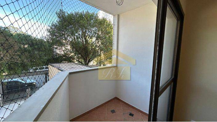 Apartamento à venda com 2 quartos, 65m² - Foto 3